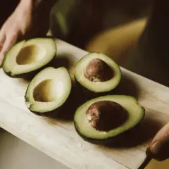 Jakie awokado do guacamole? Odkryj najlepszą odmianę i porady