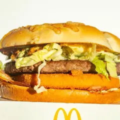 Jak zrobić burger drwala – prosty przepis na pyszny posiłek w domu