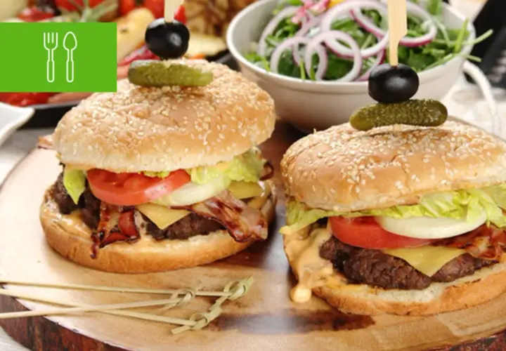Burger z czym? Odkryj najlepsze składniki i dodatki, które zachwycą