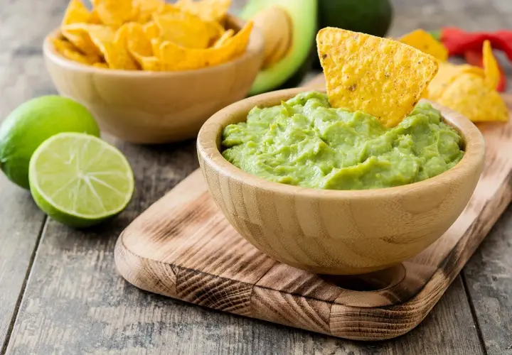 Co zrobić z guacamole? 10 kreatywnych sposobów na wykorzystanie pysznej pasty
