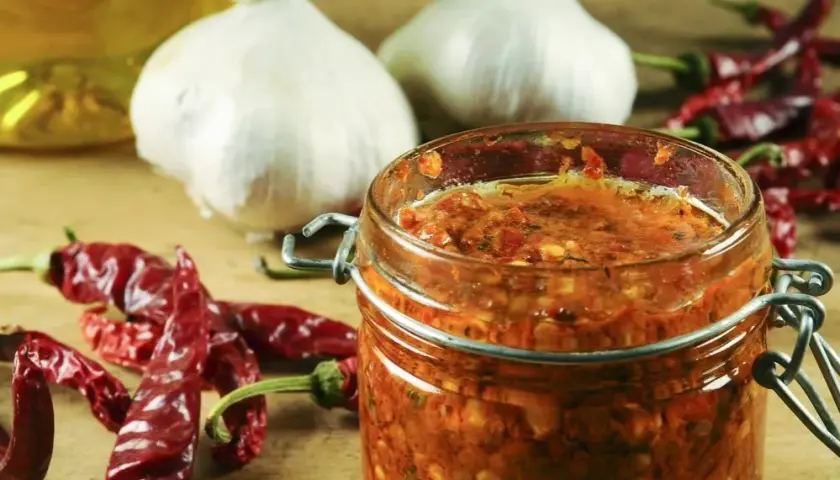 Jak zrobić przyprawę harissa w prosty sposób i zaskocz swoich gości