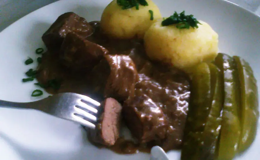 Wątróbka w sosie - jak zrobić miękką i pyszną?