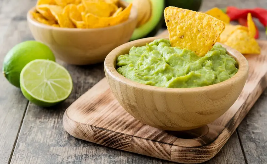 Co zrobić z guacamole? 10 kreatywnych sposobów na wykorzystanie pysznej pasty
