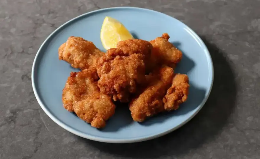 Karaage w domu - jak uzyskać soczyste mięso i chrupiącą panierkę